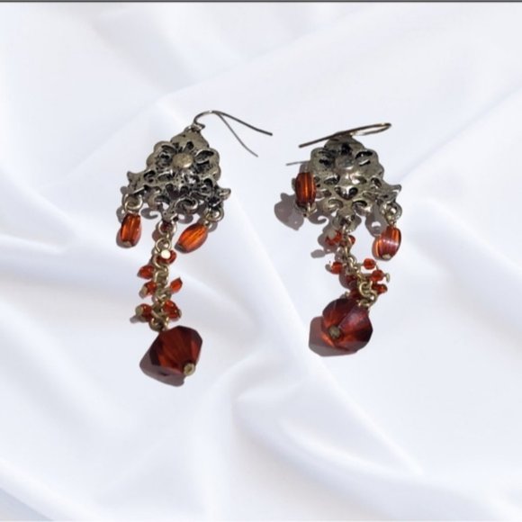 Red #Victorian #Gothic Style Chandelier Earings with faux gems Vintage - Picture 3 of 4